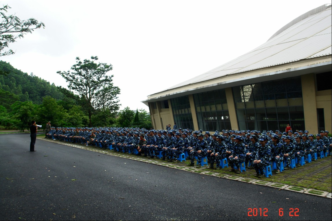 001.jpg